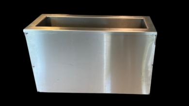 EISWANNE MIT ABFLUSS IN EDELSTAHL "AUSSTELLUNGSSTÜCK" Eiswanne mit Abfluss in Edelstahl 